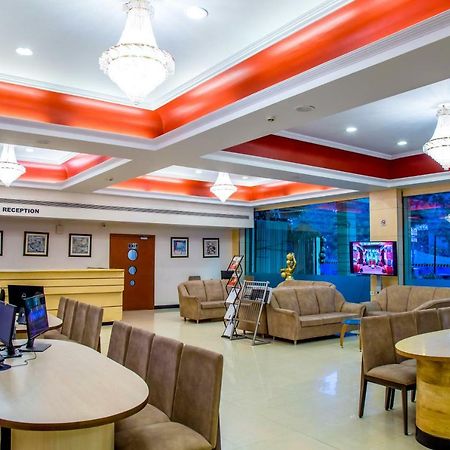 Hotel Tip Top Plaza Thane Buitenkant foto