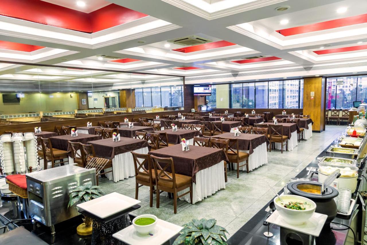 Hotel Tip Top Plaza Thane Buitenkant foto